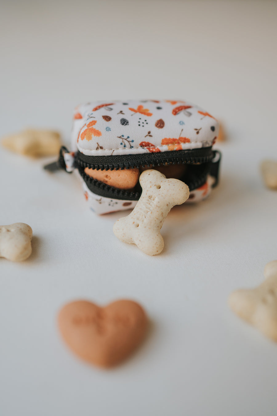 Woodland Treasures – Poo bag holder